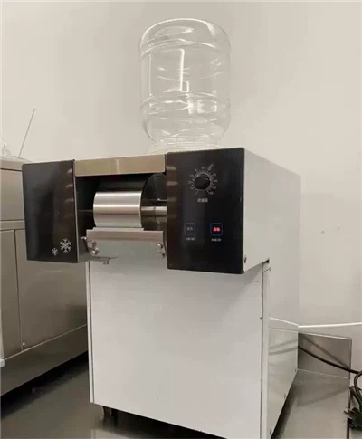 Bar tipi hilal şeklinde buz yapma makinesinin ürettiği buzun sertliği nedir?
